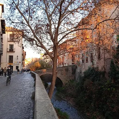 Lovely In The Centre Wifi Appartamento